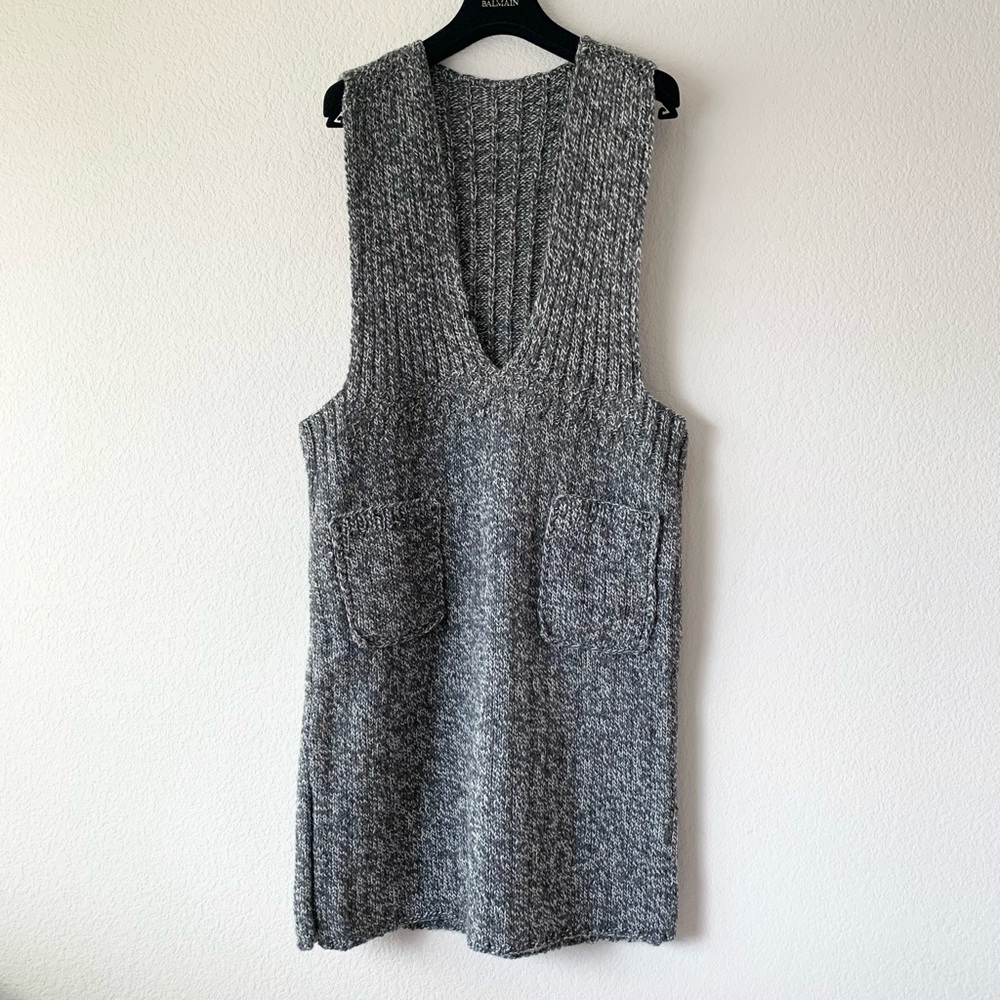 NWOT Hand knit dress with pockets